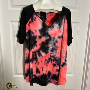 Voll Black and Hot Pink Tie Dye Relaxed Top